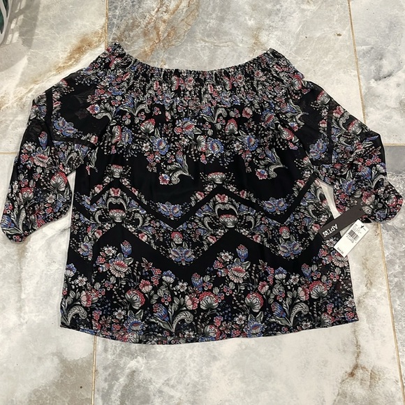 Apt. 9 Black Flutter Sleeve Smocked Blouse - Picture 9 of 9